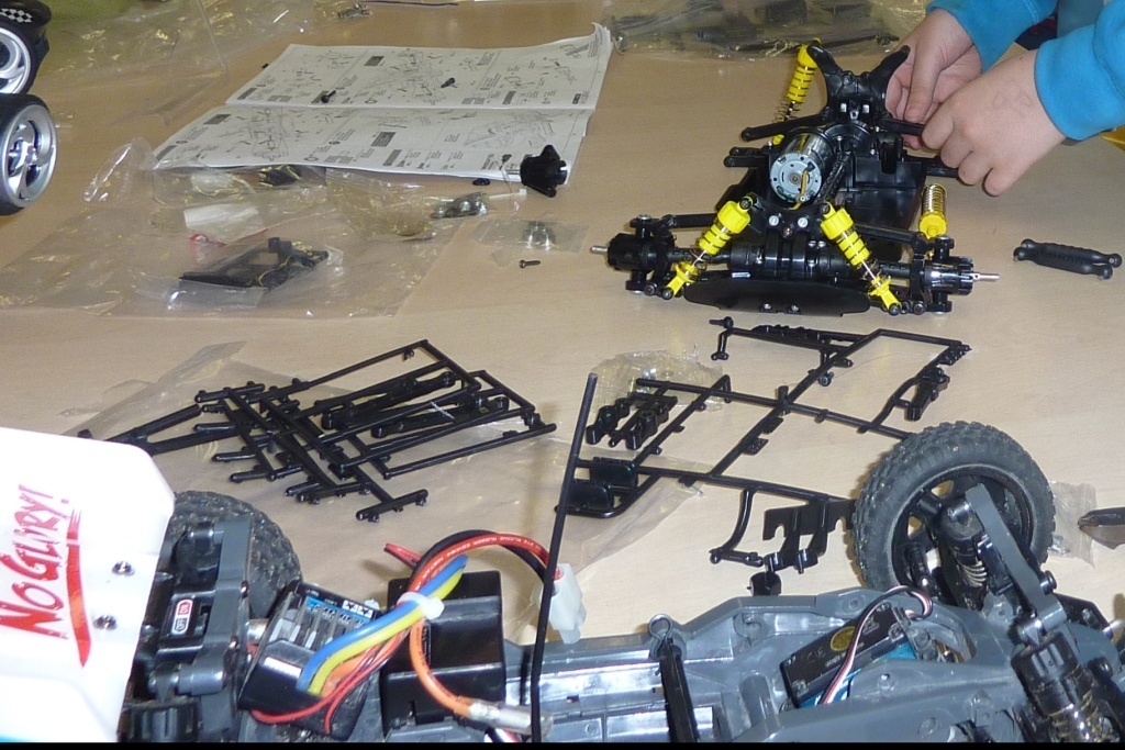 Teile eines selbstgebauten RC Autos